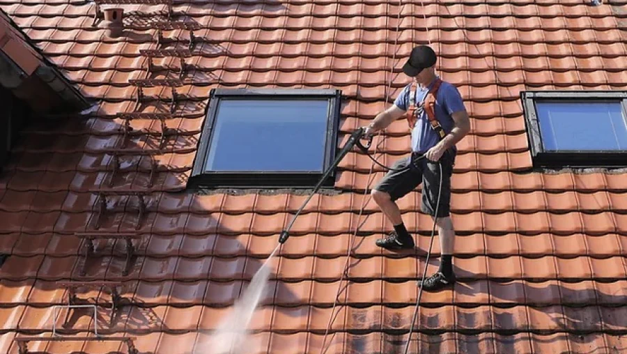 Roof & House Washing 2